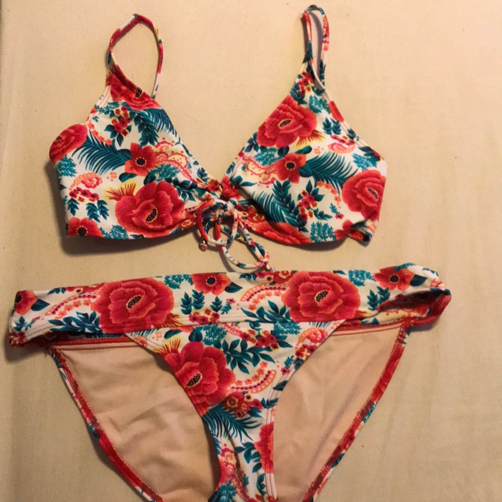 2 Piece Floral Print Bikini